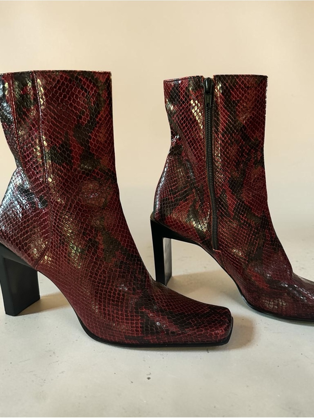 Vintage Nine West Monroe Red & Black Snake Print Ankle Boots 7.5 Square Toe - Picture 8 of 10